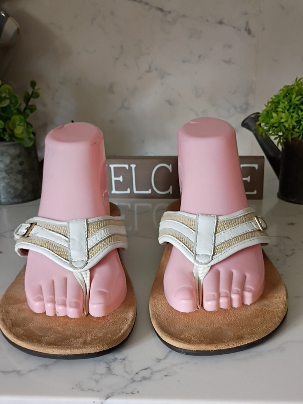Vionic White and Tan Thong Sandals with Buckle Detail
